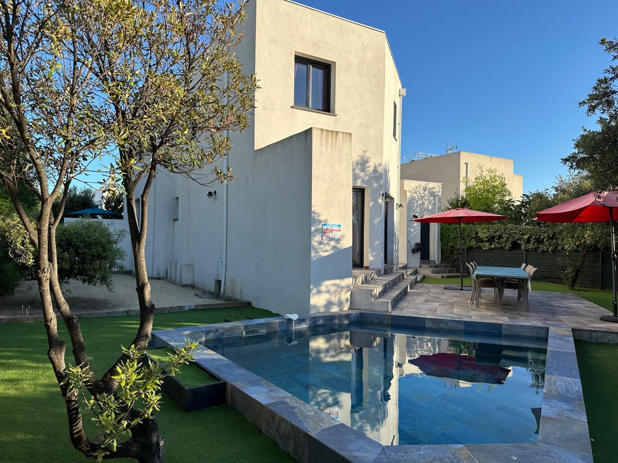 Villa en bord de plage Sète Exteriör bild
